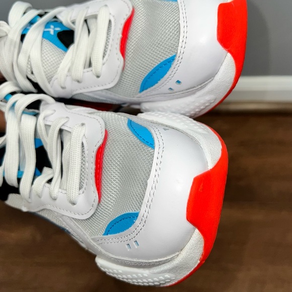 Big Kids Puma RS Sneakers - Picture 8 of 9